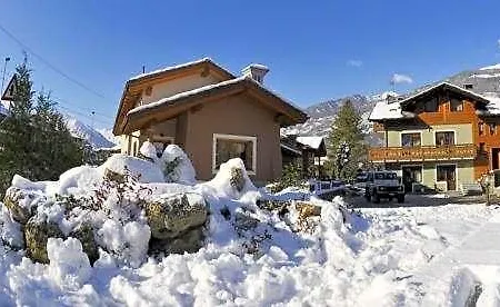 Ξενοδοχείο Au Petit Chevrot 4*